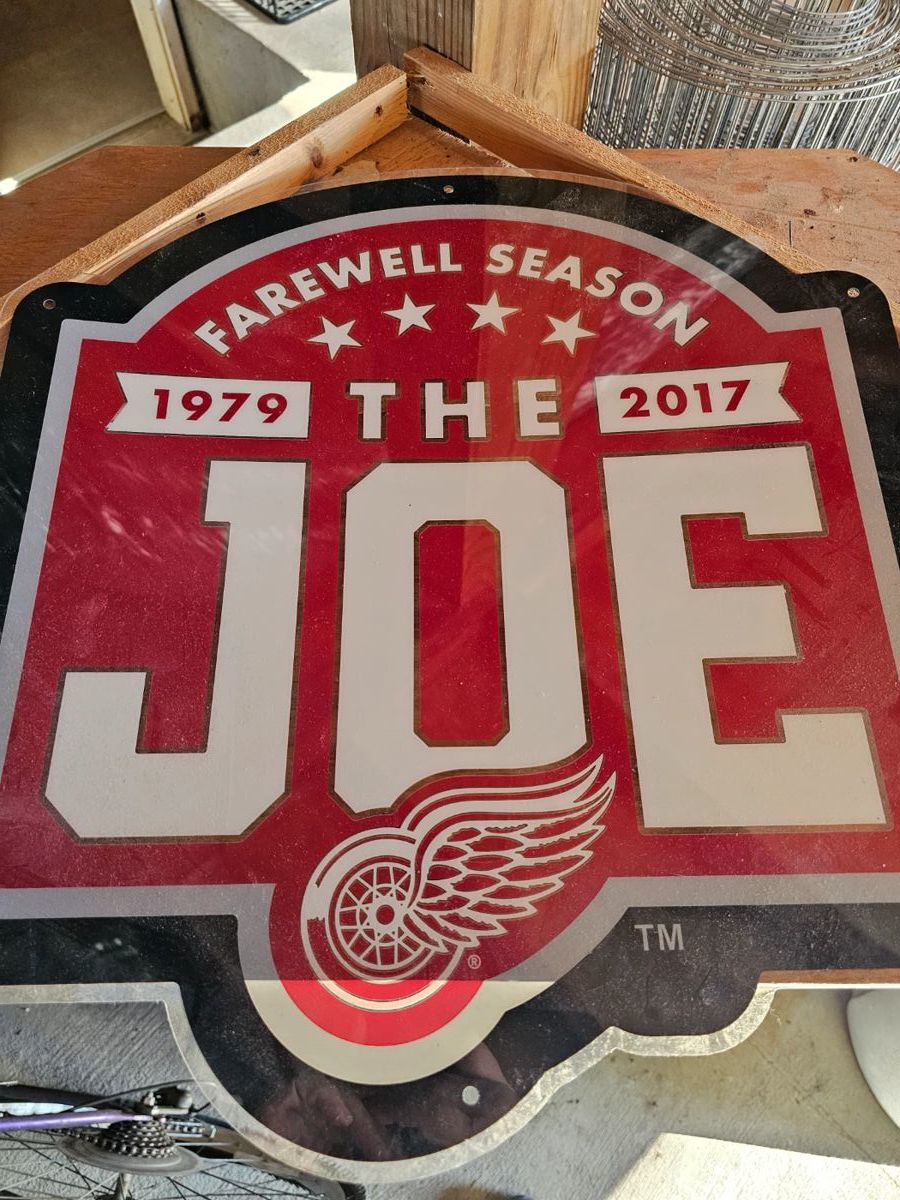 75 off Dexter Estate Sale! starts on 11/9/2023