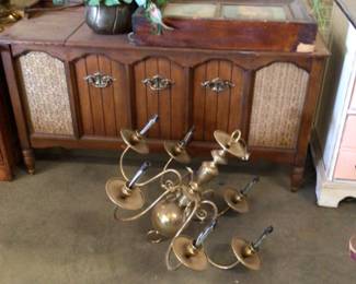 Vintagw Westinghouse stereo console $125