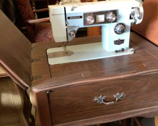 Singer green DRESSMAKER sewing machine with cabinet $90.