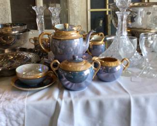 vintage luster ware dessert/tea set $50