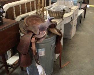 Ralide western saddle $175.