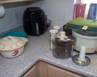 Air fryer, crock pot, food processor