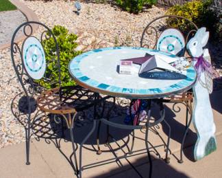 Outdoor petite table and chairs(x2)