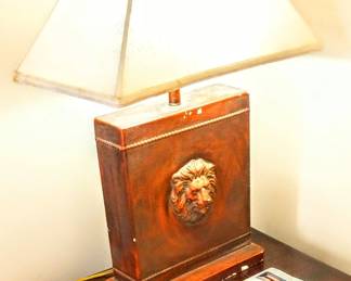 Lion Motif Lamp