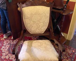 Great platform rocker.