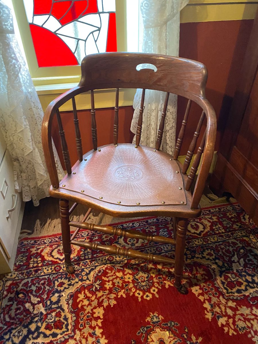 Graham's Estate Sales in Washington, LA starts on 11/1/2023