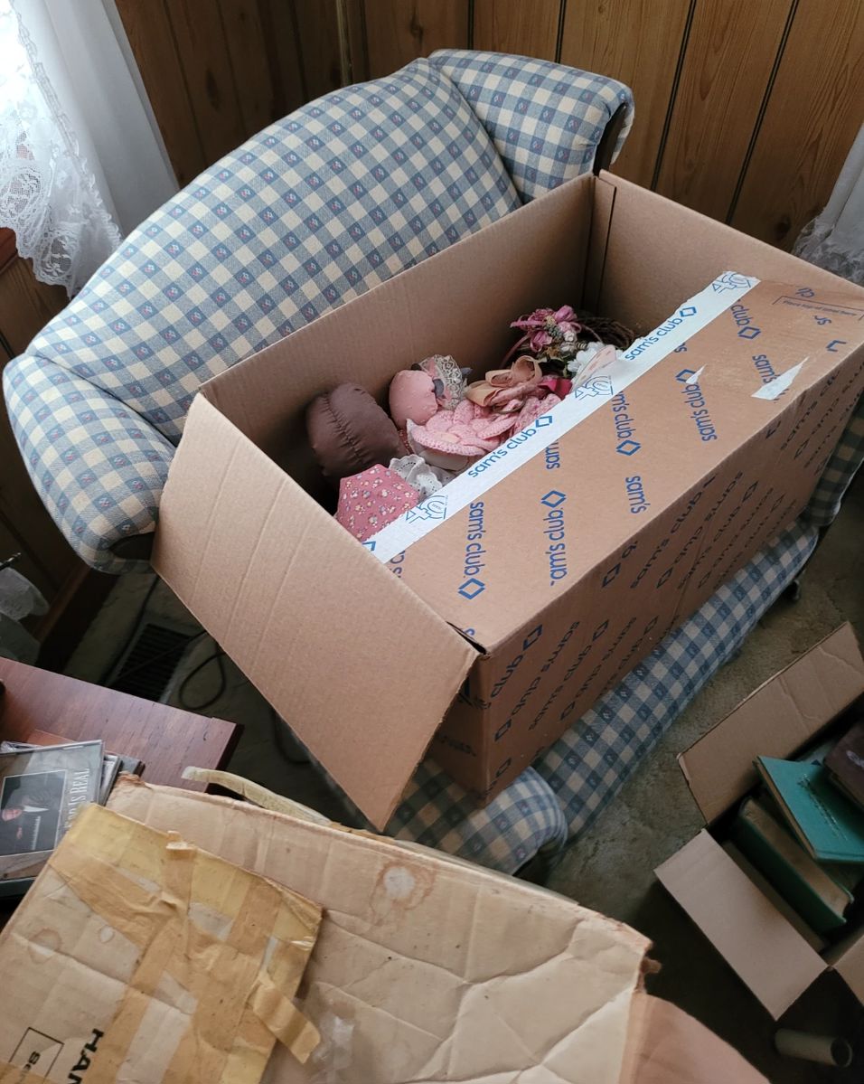 1 day Happening in Hopewell Estate Sale starts on 11/4/2023