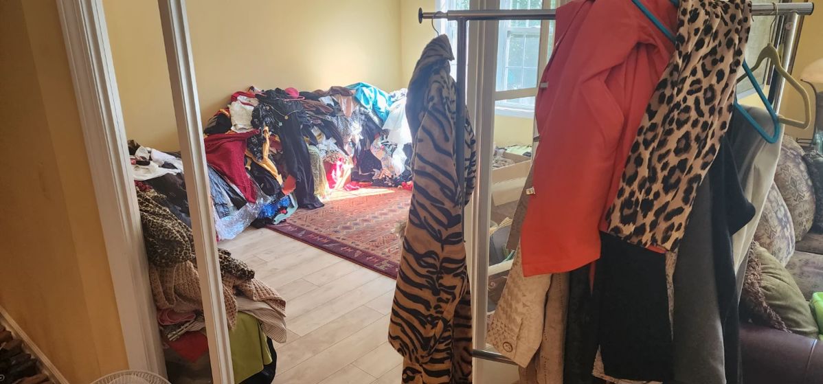 Estate sale full contents loaded in Somerset, NJ starts on 10/14/2023