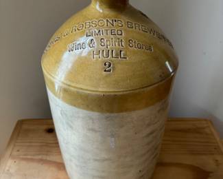 MOORS & ROBSON'S BREWERIES LIMITED Wine & Spirit Stores HULL 2