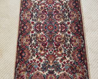 Machine Woven Rug (36"W x 60"L)