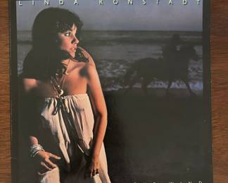 Linda Ronstadt – Hasten Down The Wind / 7E-1072