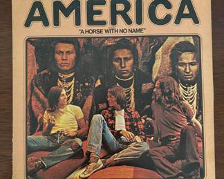 America (2) – America / 2576