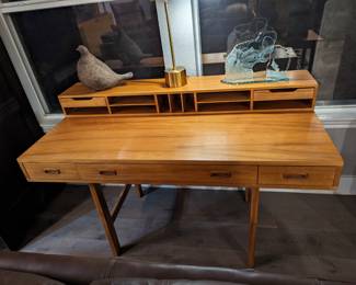 Scova Dixie desk