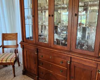 Lighted Lexington Hutch