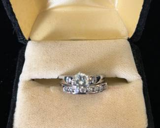 Breathtaking platinum and Diamond wedding set. Appraisal included.
