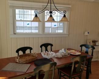 Dining table & chandelier detail