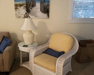 Nice wicker chair & accent table