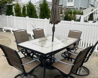 Patio dining set seats 6