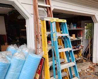 5 fiberglass ladders