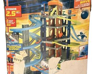 Adventure Force Shark Garage