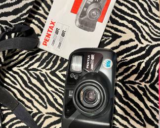Pentax Zoom 90-WR 35mm Water Resistant Camera