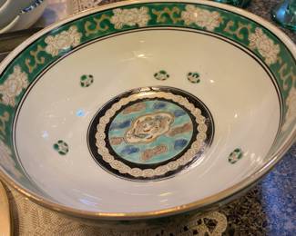 Gold and Green Hand Painted Imari Porcelain Bowl
