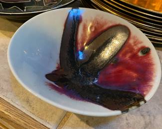 Red/White Abstract Pottery Bowl