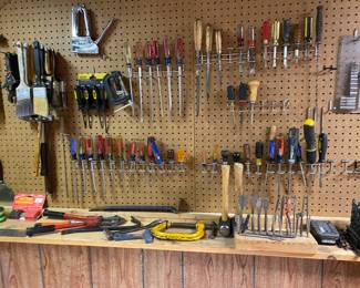 BASEMENT TOOL ROOM!!