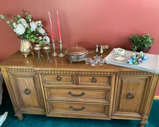 Thomasville Side Board