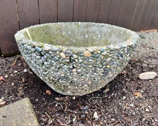 Concrete/Pebble Planter
