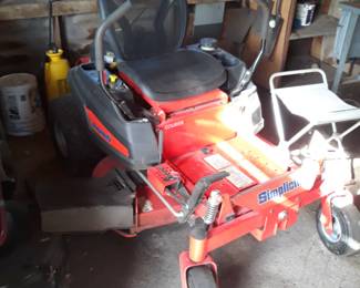 Zero turn lawn mower
Simplicity  , 200 hours
Working