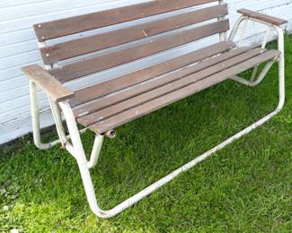 Glider bench