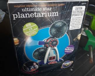 Motorized projection system