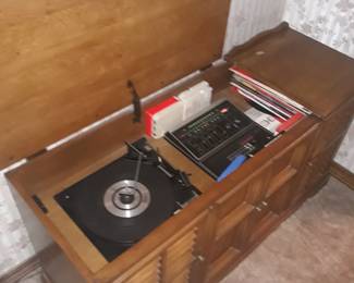Vintage  Zenith stereo , record player.  It works,  good sounding  AM & FM ,  turntable works. 8 track needs TLC 