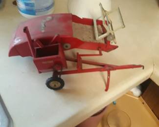 True scale vintage toy Combine in nice condition 