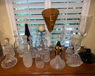 Wine Decanters
Crystal serving ware