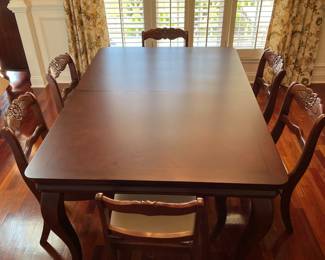 Dining room table 