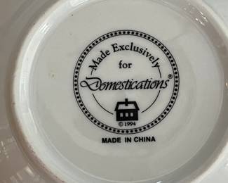 Domestications Christmas Dishes