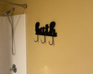 Bath decor
