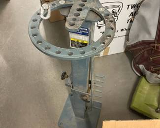 Central Machinery Pipe Bender