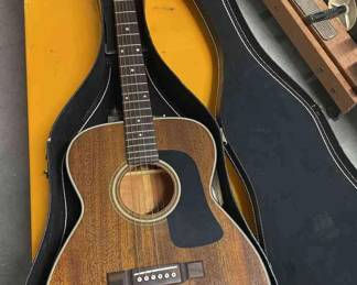 Washburn Acoustic Guitar 