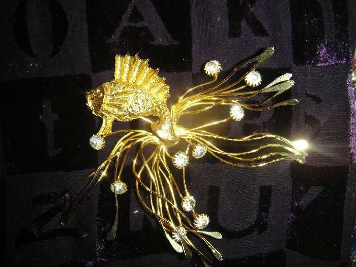 Large vintage rhinestone & gold-tone fish pin swimming to you at only $10.00!