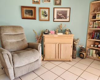 Lazy Boy Recliner, Misc Cabinets