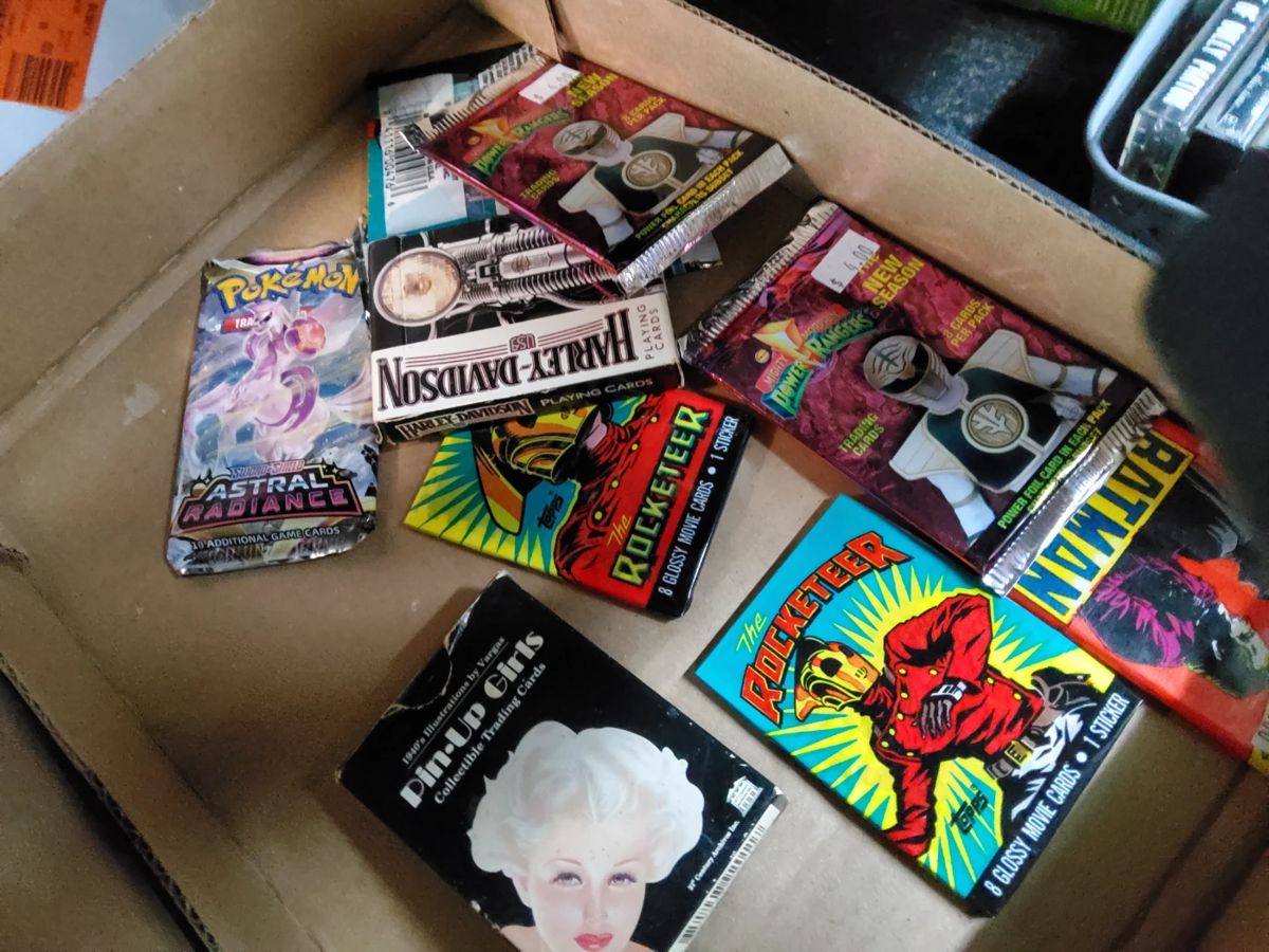 misc consignment online auction in Lorain, OH starts on 10/12/2023