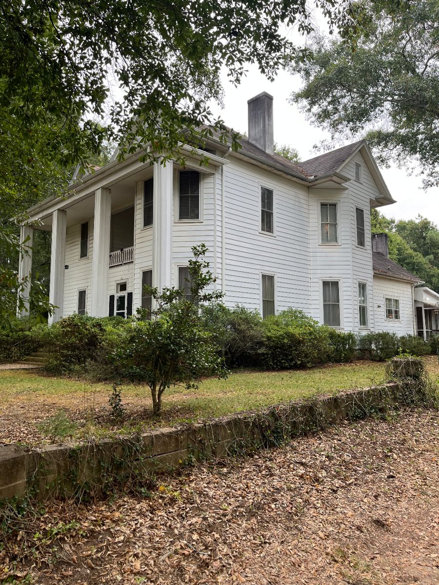 Wingrove Estate Sale in Central, SC starts on 10/19/2023