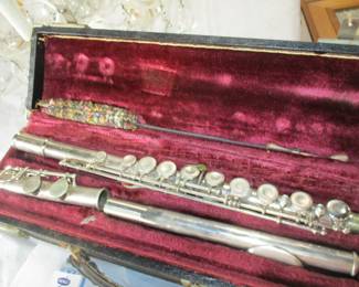 Vintage Selmer Bundy clarinet in original  case