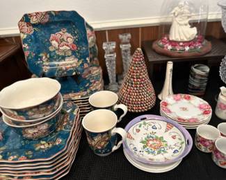 I LOVE These Blue Floral Dish Set