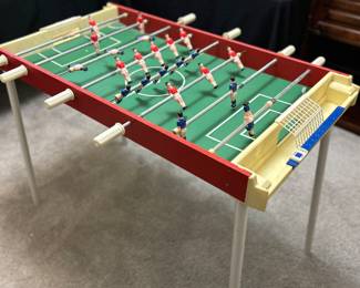 Nice Vintage Portable Fußball table