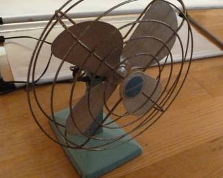 Eskimo vintage fan