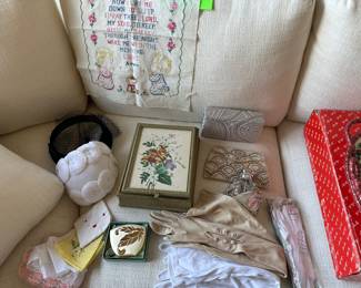 Miscellaneous vintage hats, gloves, shoes, and purses